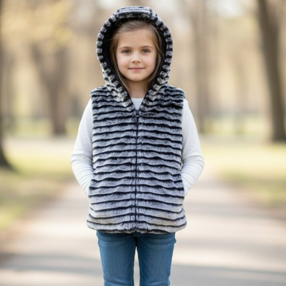 American Widgeon Girls Hooded Black Grey Faux Chinchilla Vest Full Zip Sml NWOT